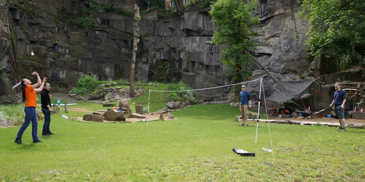 Kurz ferraty i slaňování a oběd nebo nocleh s večeří a snídaní pro 2 osoby