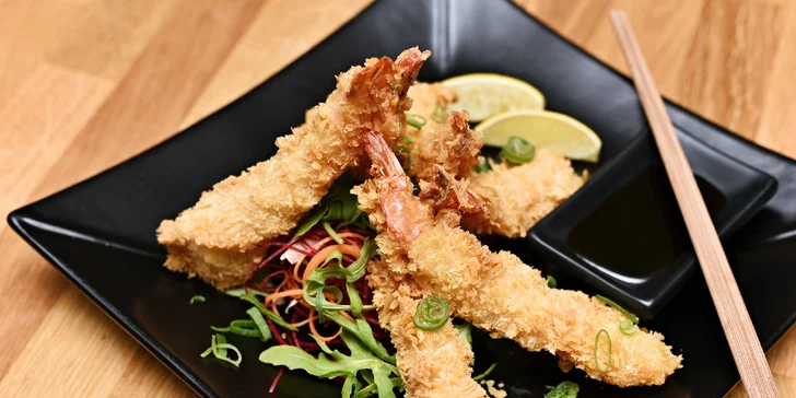 Degustační sushi menu pro dva s předkrmy, polévkou Miso i dezertem