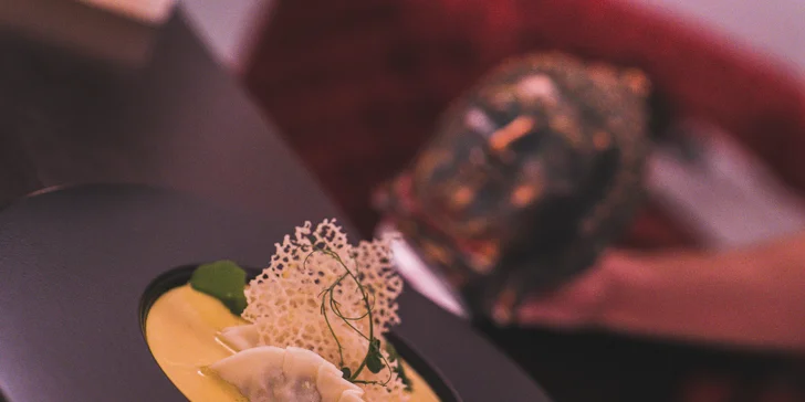 Dárkový voucher v hodnotě 1000 Kč do fusion restaurace na Ovocném trhu