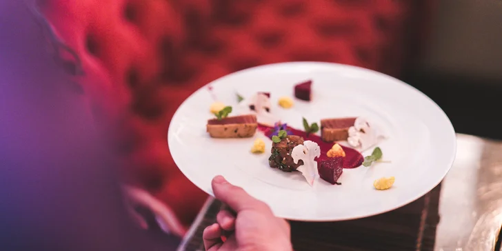 Dárkový voucher v hodnotě 1000 Kč do fusion restaurace na Ovocném trhu