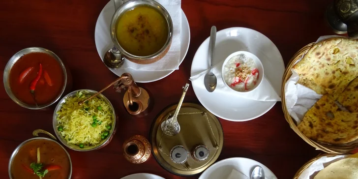 Nové vynikající indické menu pro dva včetně chodů pro vegetariány