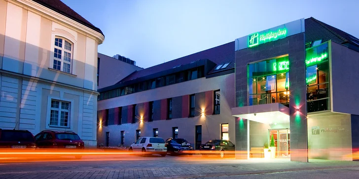 Pobyt se silvestrovskou zábavou a vstupem do Relax Aqua & Spa Centra pro 2