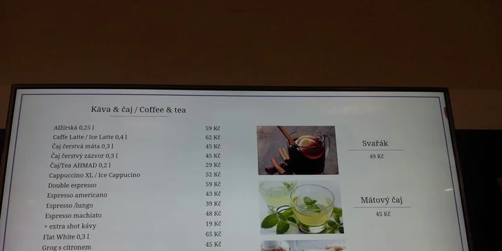 Zákusek a káva podle výběru: frappé, cappuccino nebo espresso