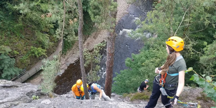 Zážitkový polodenní kurz Via ferrata lezení v Českém ráji