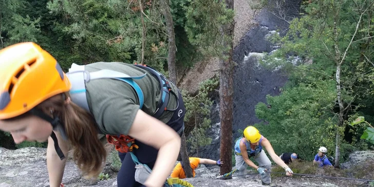 Zážitkový polodenní kurz Via ferrata lezení v Českém ráji