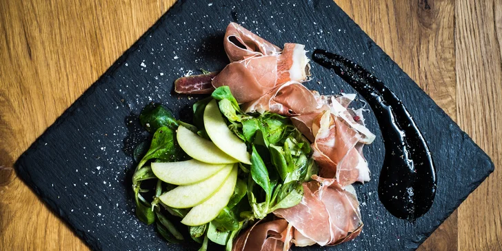V italském stylu: 4chodové menu s masovým mixem pro jednoho nebo pár