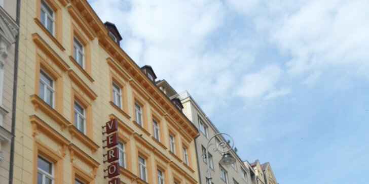 Ve dvou do Karlových Varů: apartmán v centru, snídaně v kavárně a lázně