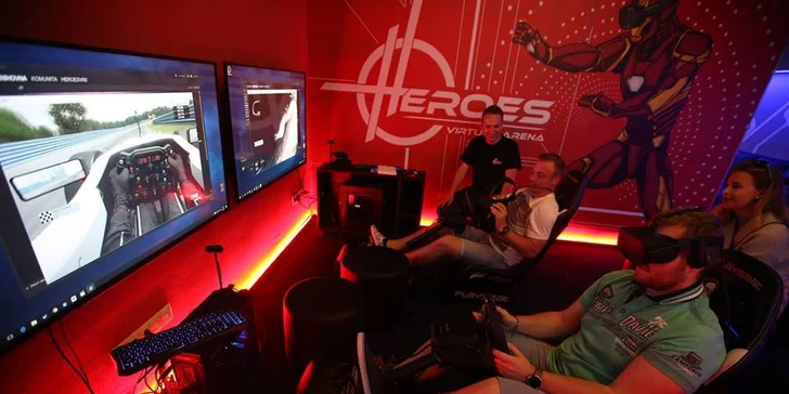 Užijte si hru naplno: 20–30 minut ve virtuální realitě i s plošinou na pohyb