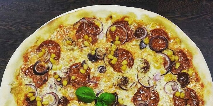 To nejlepší z italské kuchyně: Delikátně křupavé pizzy s sebou