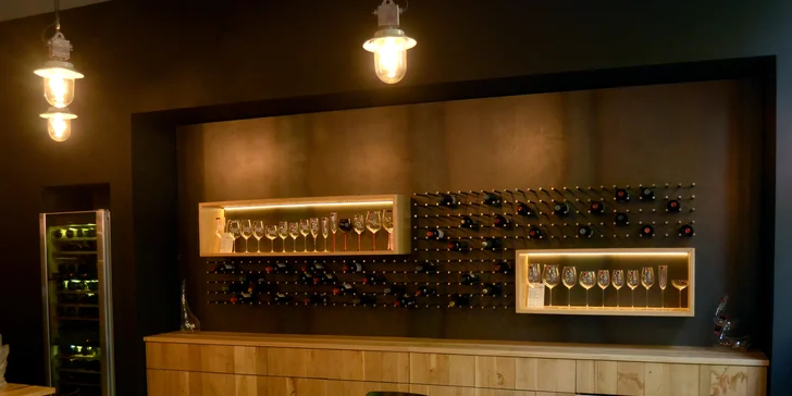 Řízená degustace šumivých vín s občerstevním: 7 druhů včetně Champagne