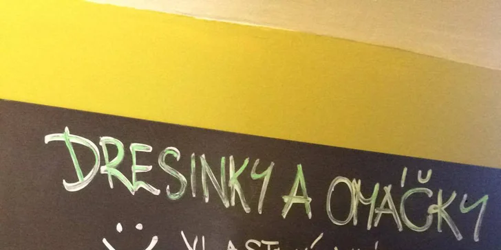 Burger menu z lokálních zdrojů: Jalapeňák a k němu hranolky, salát nebo polévka
