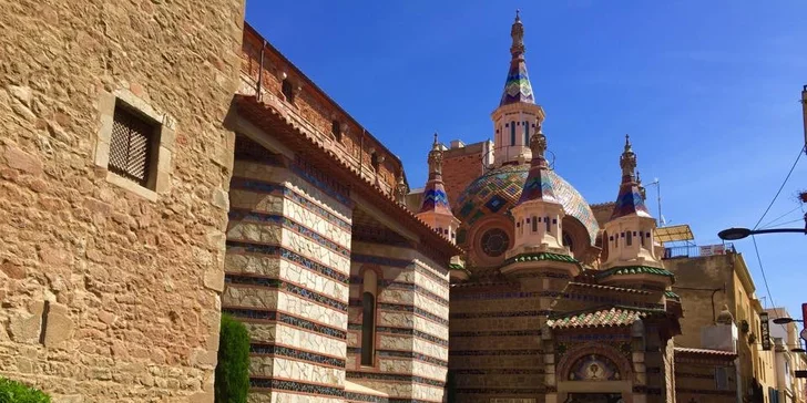Jarní Barcelona: město i hora Montserrat, 2 noci v hotelu s polopenzí a průvodcem