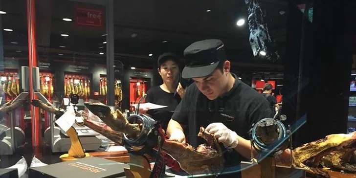 Jarní Barcelona: město i hora Montserrat, 2 noci v hotelu s polopenzí a průvodcem