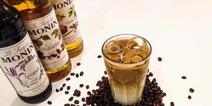 Vybrat si můžete také cappuccino, nebo Ice Latte s příchutí.
