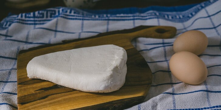 Udělejte si doma vlastní máslo: kurz výroby sýrů, jogurtů a mléčných výrobků