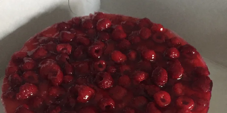 Teď je čas na sladké: čokoládové, vanilkové i ovocné dorty s průměrem 24 cm