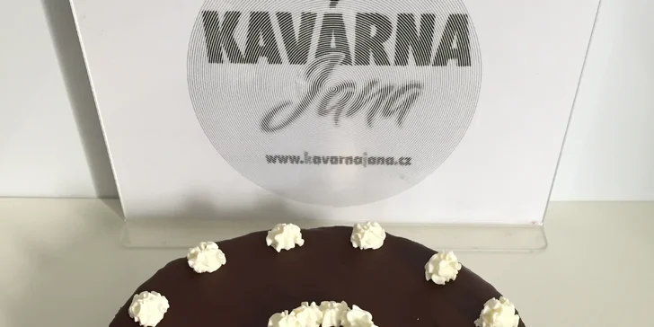 Teď je čas na sladké: čokoládové, vanilkové i ovocné dorty s průměrem 24 cm