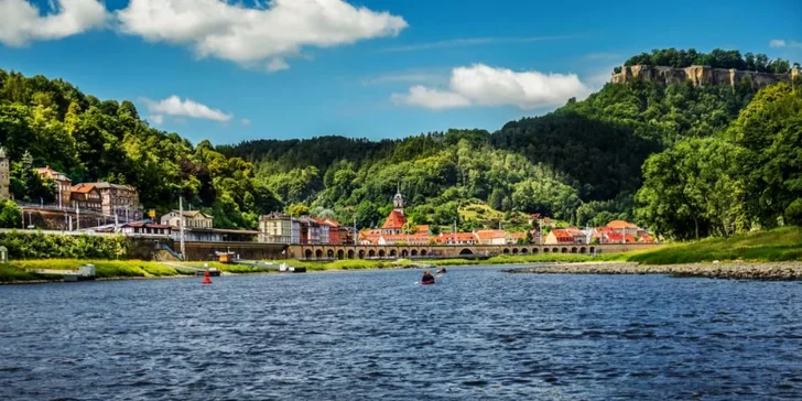 Zážitková plavba z Děčína do Drážďan a zpět i s programem, obědem a večeří