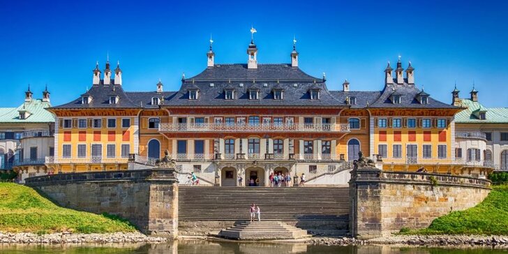 Plavba k německému zámku Pillnitz, procházka parkem, oběd i večeře