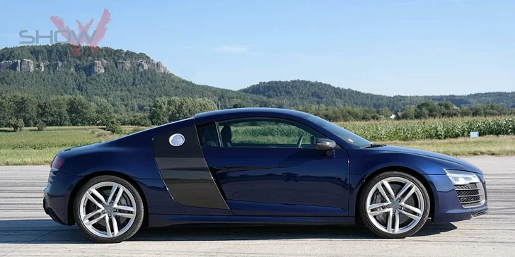 20 minut v supersportu vč. jízdy na letišti: Porsche, Lamborghini, Audi a další