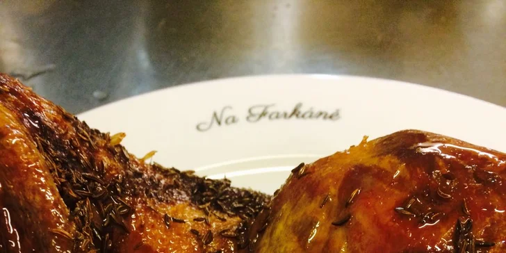 Svatomartinské menu v útulné radlické restauraci: pečená husa a šulánky