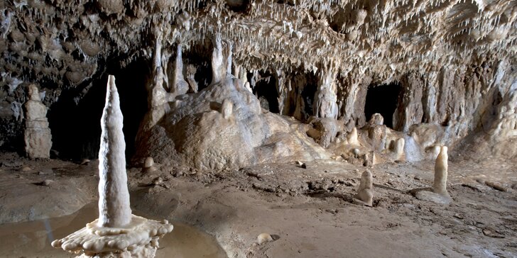 Pobyt u Moravského krasu se snídaní či polopenzí a vstupy do známých jeskyní