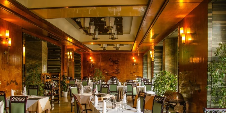Elegantní interiér a famózní menu přímo vybízí k oslavě významných událostí.