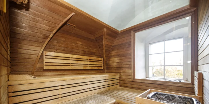 Součástí hotelu je wellness centrum Eden Spa. 