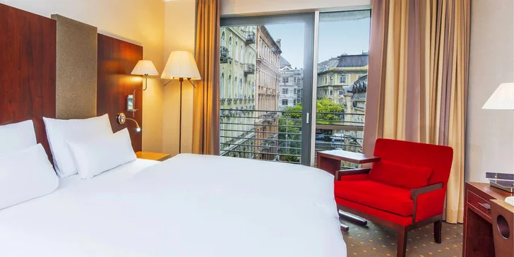 Přímo v centru Budapešti stojí krásný 4* Hotel NH Budapest City.