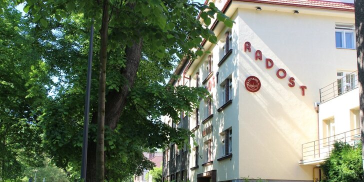 Lázeňský relax v Poděbradech: 4 či 8 dní pro 2 se snídaněmi a procedurami