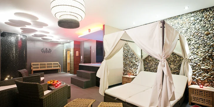 Pobyt v klidné části Liberce se snídaní a 2 hodinami v privátním wellness
