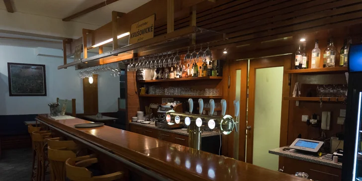 Tatarák z vyzrálého hovězího z místní farmy ve vyhlášené restauraci