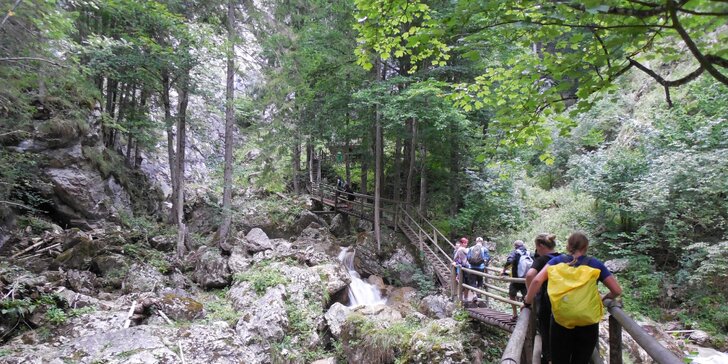 Neopakovatelný zážitek: Poznávací výlet do kaňonu Medvědí soutěska v Rakousku