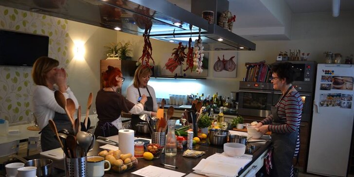 Nevšední kurz: Řecké ostrovní speciality ve studiu Šelma v kuchyni