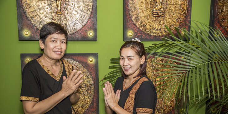 Odpočívejte ve dvou: thajská olejová masáž pro páry v salonech Lotus