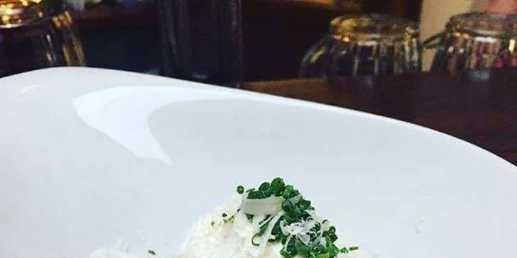 Delikátní gastronomie, co má renomé: 5chodové menu pro dva s vínem či bez