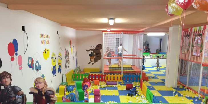 Celodenní vstup do dětské herny s nápojem a případně i dezertem