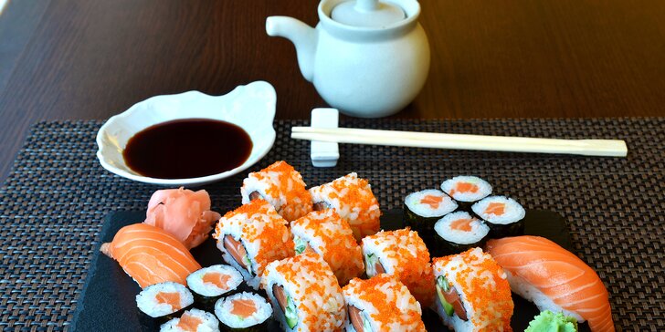 Restaurace s japonskou atmosférou: sushi sety s 18 nebo 44 ks v Sakura Sushi