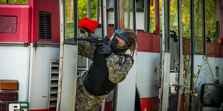 Outdoor paintball s ojedinělou scenérií na zbrusu novém hřišti na Smíchově