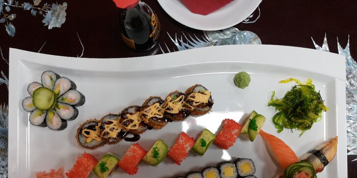 Sushi v té nejlepší formě: Set 28 nebo 50 ks exotické pochoutky