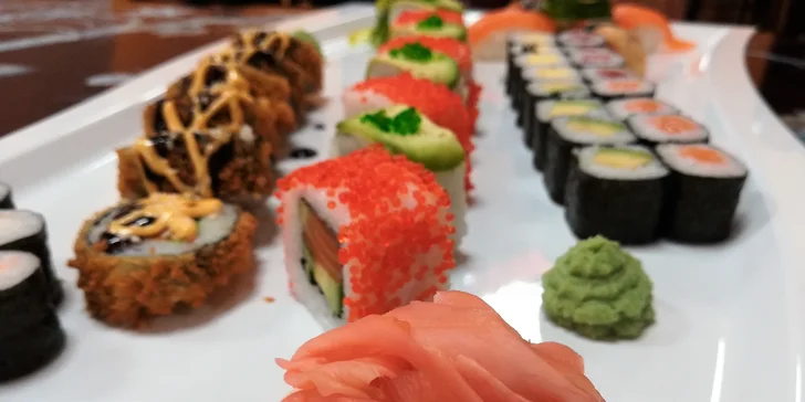 Sushi v té nejlepší formě: Set 28 nebo 50 ks exotické pochoutky