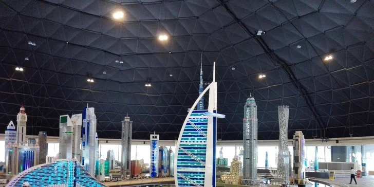 Letecky do Dubaje s možnou návštěvou Abu Dhabí: 4 noci v hotelu se snídaní