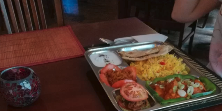Bohaté 4chodové menu plné specialit pro 2 milovníky indické kuchyně