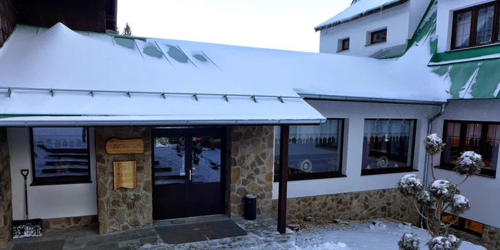 Povánoční odpočinek v kouzelných Beskydech: snídaně, sauna i billiard