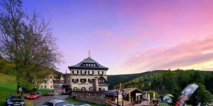 3 či 4 božské dny v Krkonoších: polopenze a neomezeně wellness pro dva