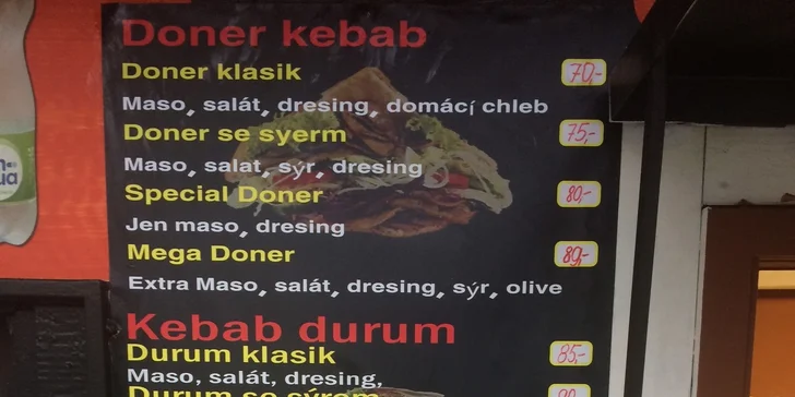 Rychlá sváča na Smíchově: Mega Döner s kuřecím masem a sýrem