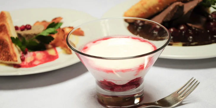 Volba znalců: moderní zvěřinové menu o 3 chodech pro dva v Hastrmance