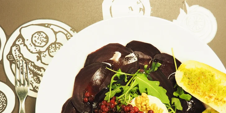 Menu pro dva: carpaccio z marinované řepy, rumpsteak i crème brûlée