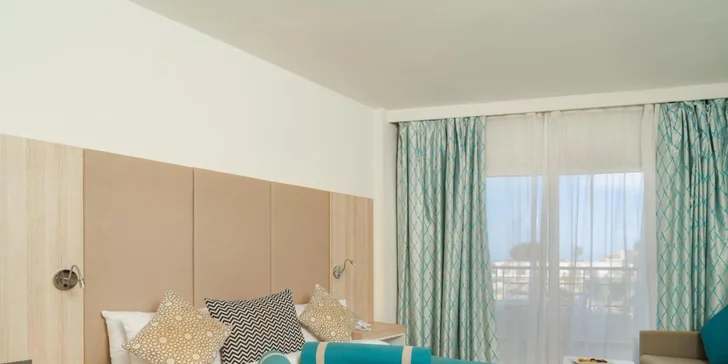 Ubytováni budete v prostorných pokojích o velikosti 31 m² nebo v rodinných pokojích o velikosti 36 m². 