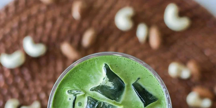 Matcha drinky: čaje, latte nebo shaky plné antioxidantů, které vás osvěží a nabudí
